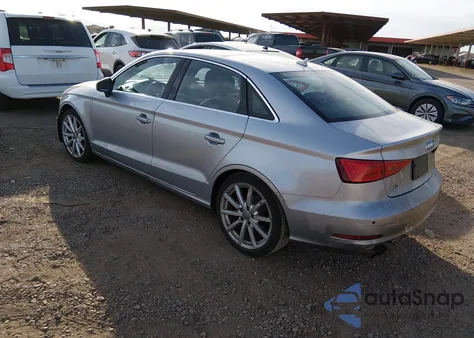 2015 Audi A3 1.8T Premium z USA, uszkodzony, nr VIN WAUACGFF3F1144223